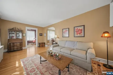 82 Kensington Avenue Norwood NJ 07648
