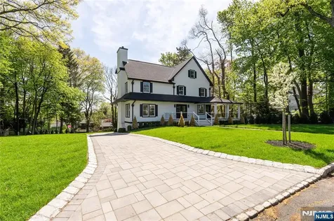 517 Park Street Montclair NJ 07043