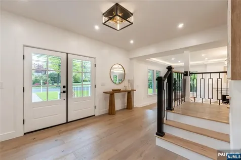 517 Park Street Montclair NJ 07043