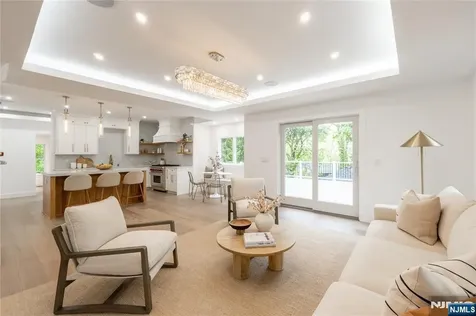 517 Park Street Montclair NJ 07043
