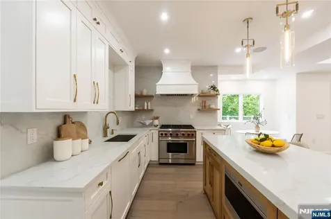 517 Park Street Montclair NJ 07043