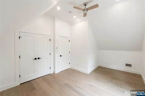 517 Park Street Montclair NJ 07043