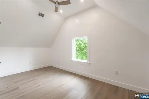 517 Park Street Montclair NJ 07043