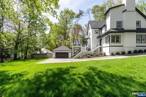 517 Park Street Montclair NJ 07043
