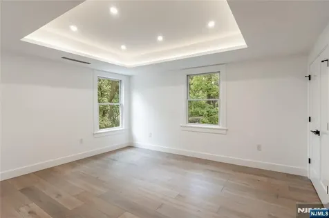 517 Park Street Montclair NJ 07043