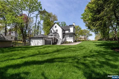 517 Park Street Montclair NJ 07043