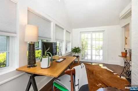 582 Highland Avenue Montclair NJ 07043