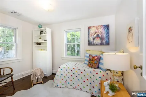 582 Highland Avenue Montclair NJ 07043