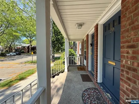 20 Clark Court Rutherford NJ 07070