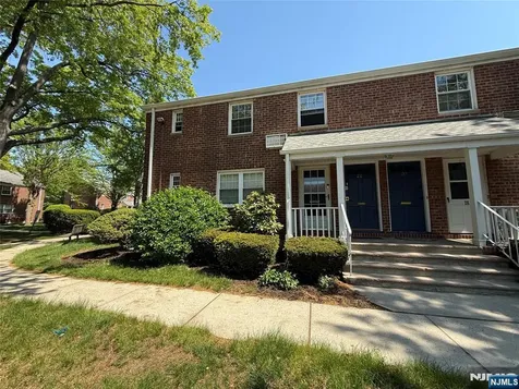 20 Clark Court Rutherford NJ 07070