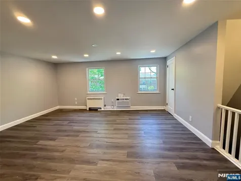 20 Clark Court Rutherford NJ 07070