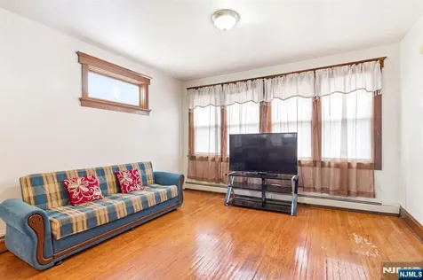 73-75 Knickerbocker Avenue Paterson NJ 07503