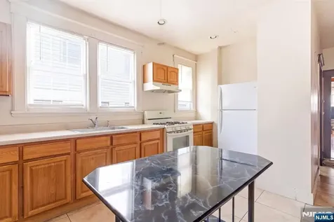 73-75 Knickerbocker Avenue Paterson NJ 07503