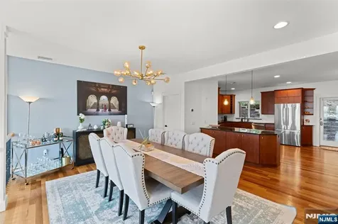 7 Oakdene Terrace Edgewater NJ 07020