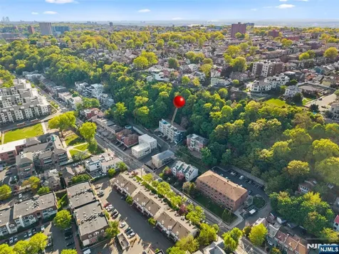 7 Oakdene Terrace Edgewater NJ 07020