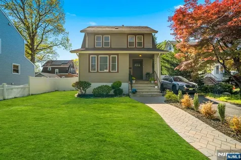 174 Morris Avenue Englewood NJ 07631