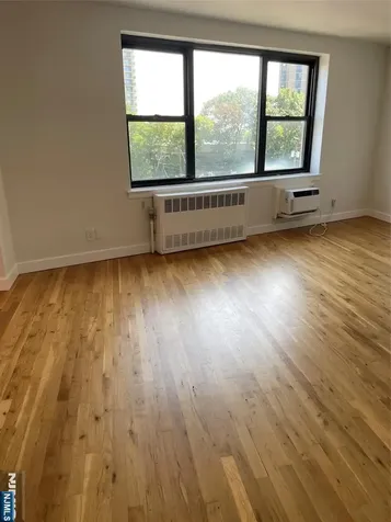 1541 Lemoine Avenue Fort Lee NJ 07024