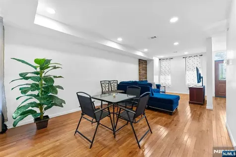 37 Emmet Newark NJ 07114