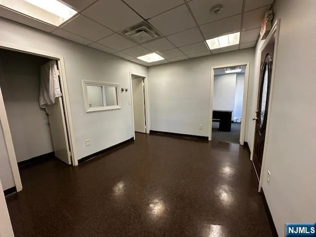 77 Prospect Avenue Hackensack NJ 07601
