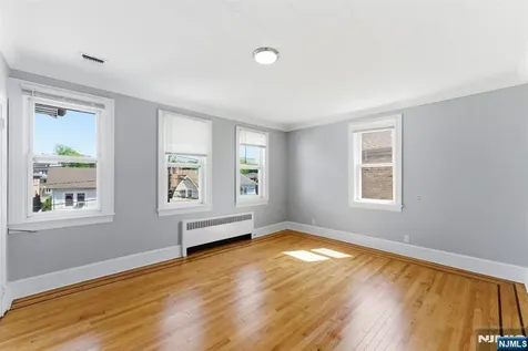 773 Kingsland Avenue Ridgefield NJ 07657