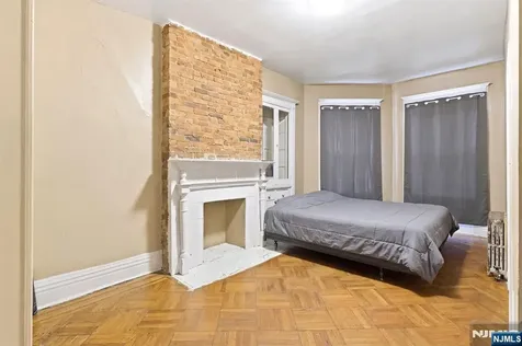 464-466 Summer Avenue Newark NJ 07104