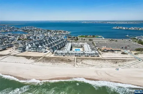 438 Route-35 Mantoloking NJ 08738