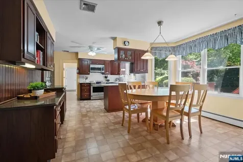 74 Van Blarcom Lane Wyckoff NJ 07481