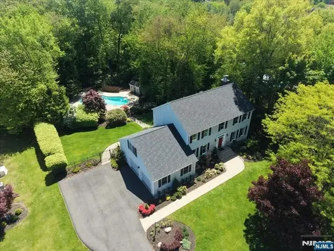 74 Van Blarcom Lane Wyckoff NJ 07481
