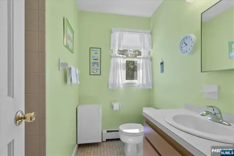 74 Van Blarcom Lane Wyckoff NJ 07481
