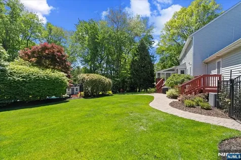 74 Van Blarcom Lane Wyckoff NJ 07481