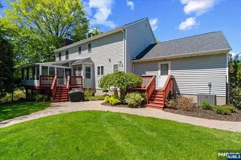 74 Van Blarcom Lane Wyckoff NJ 07481
