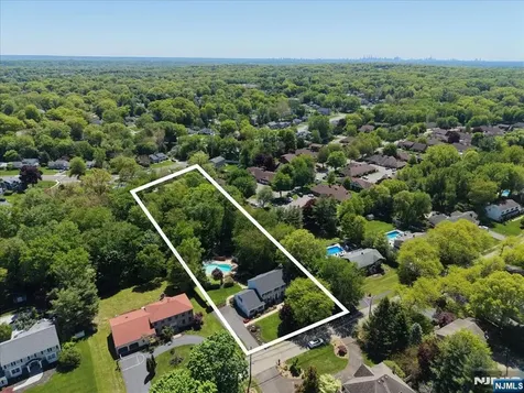 74 Van Blarcom Lane Wyckoff NJ 07481