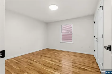 148 Munn Avenue East Orange NJ 07017