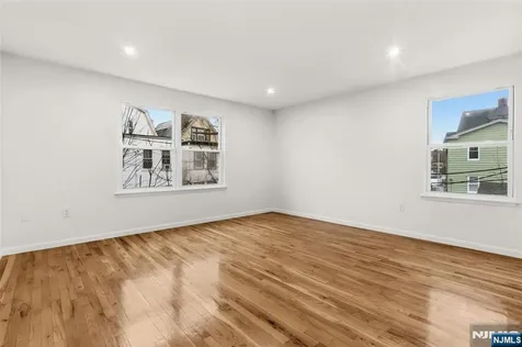 148 Munn Avenue East Orange NJ 07017