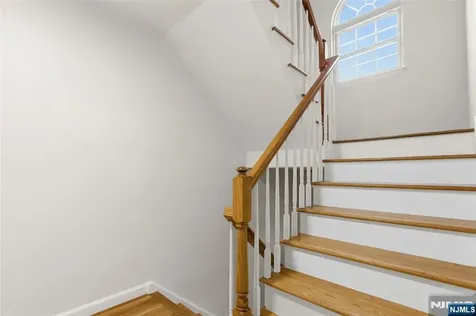 148 Munn Avenue East Orange NJ 07017