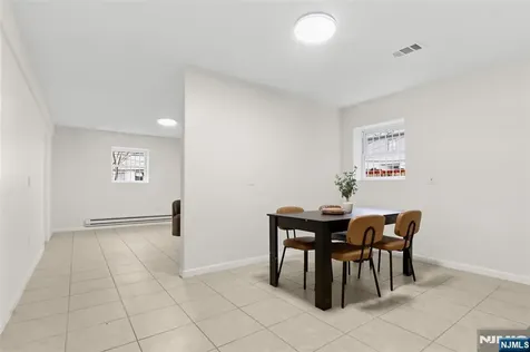 148 Munn Avenue East Orange NJ 07017
