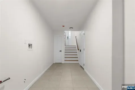 148 Munn Avenue East Orange NJ 07017