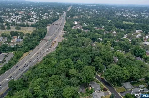 39 Forest Drive Bloomfield NJ 07003