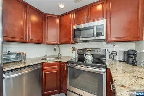 262 Main Street Little Falls NJ 07424