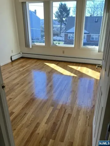 843 Pleasantview Terrace Ridgefield NJ 07657