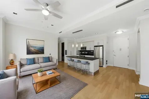 4 Beacon Way Jersey City NJ 07304