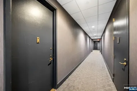 4 Beacon Way Jersey City NJ 07304