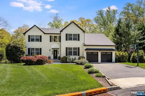 55 Highwood Road West Orange NJ 07052