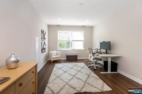 55 Highwood Road West Orange NJ 07052