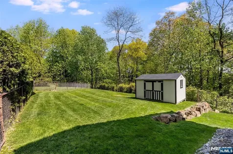 55 Highwood Road West Orange NJ 07052