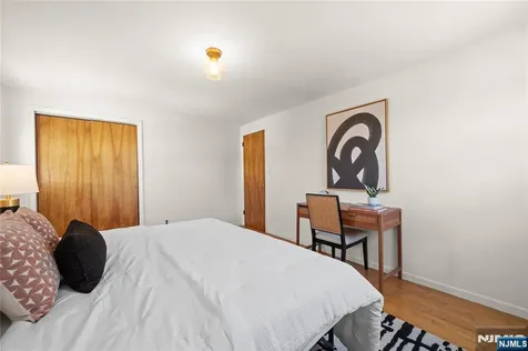 765 Chase Avenue Lyndhurst NJ 07071
