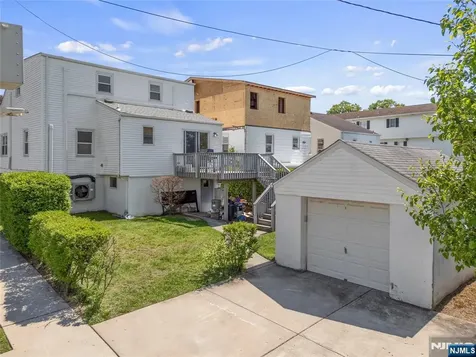 765 Chase Avenue Lyndhurst NJ 07071