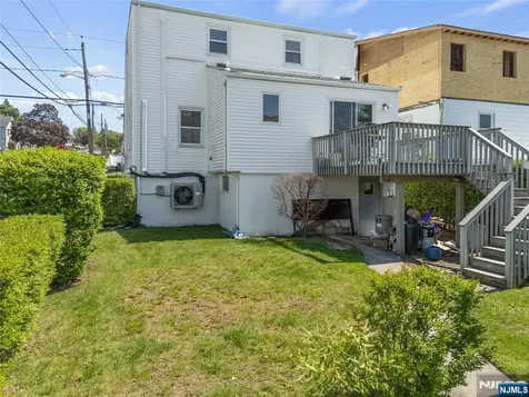 765 Chase Avenue Lyndhurst NJ 07071