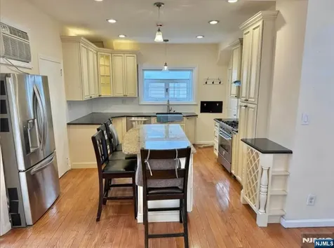 383-385 Dakota Street Paterson NJ 07503