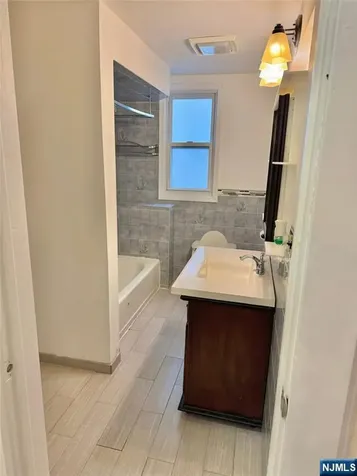 383-385 Dakota Street Paterson NJ 07503